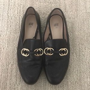 H&M black loafer size 6